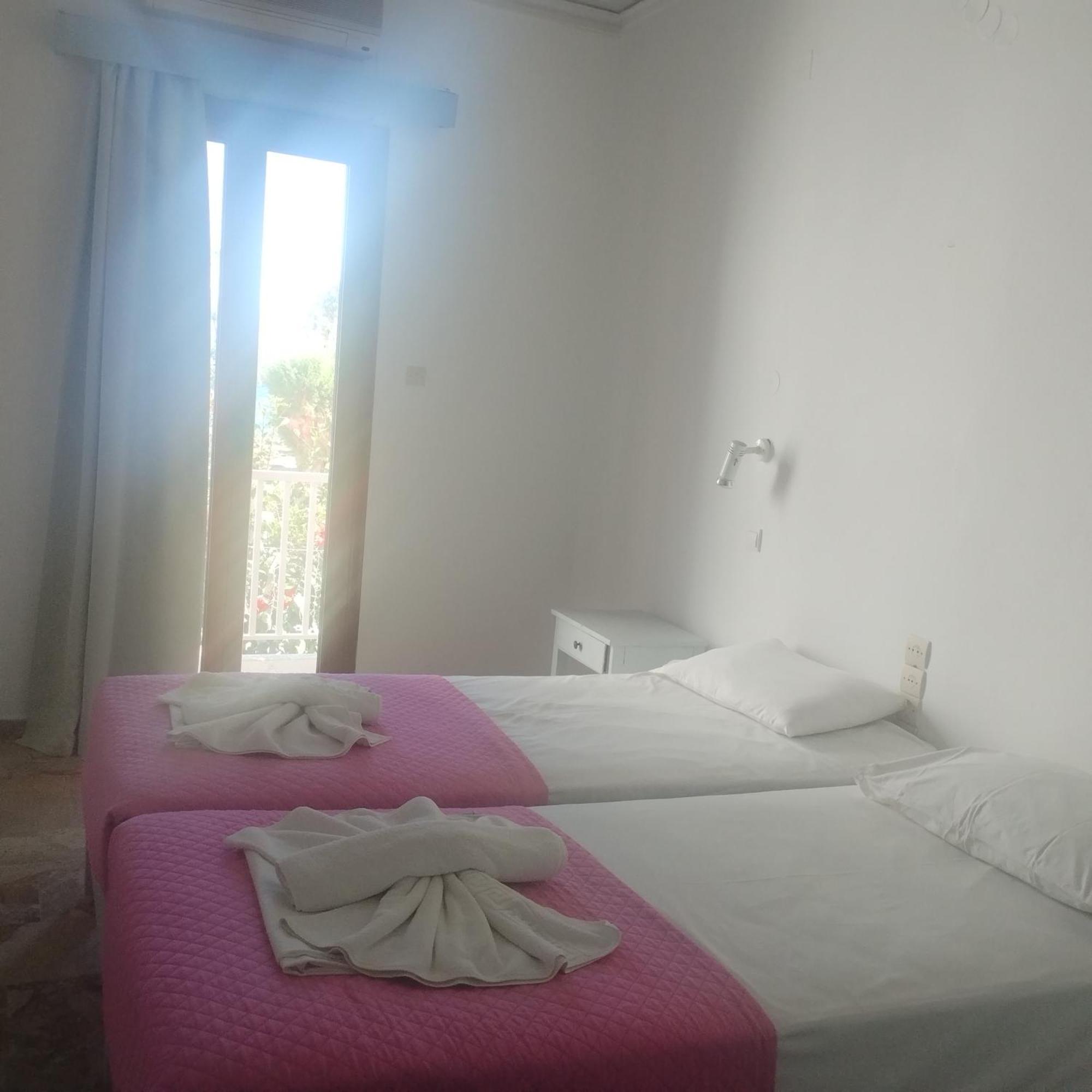 Zorbas Hotel Szúja Kültér fotó